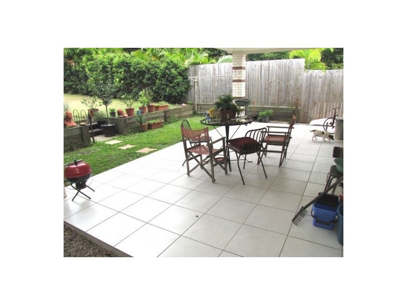 8a Brennan Street, Scarborough QLD 4020