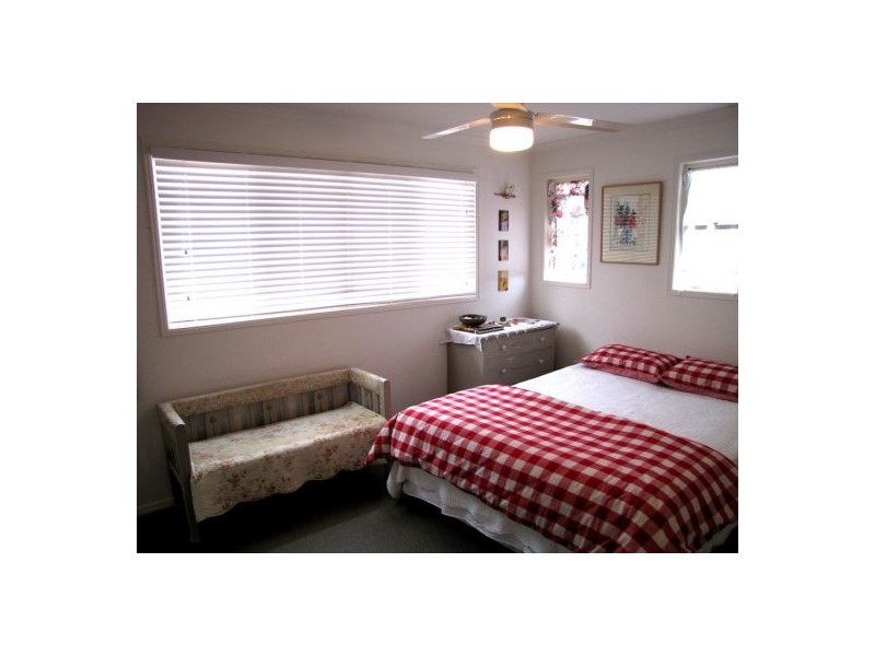 8a Brennan Street, Scarborough QLD 4020