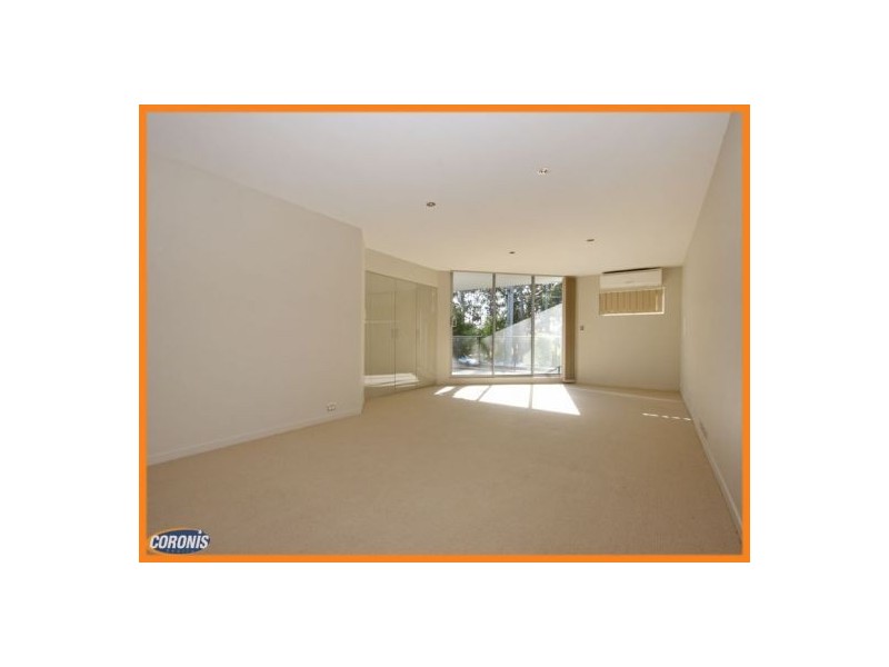 1/12  Portwood Street, Redcliffe QLD 4020