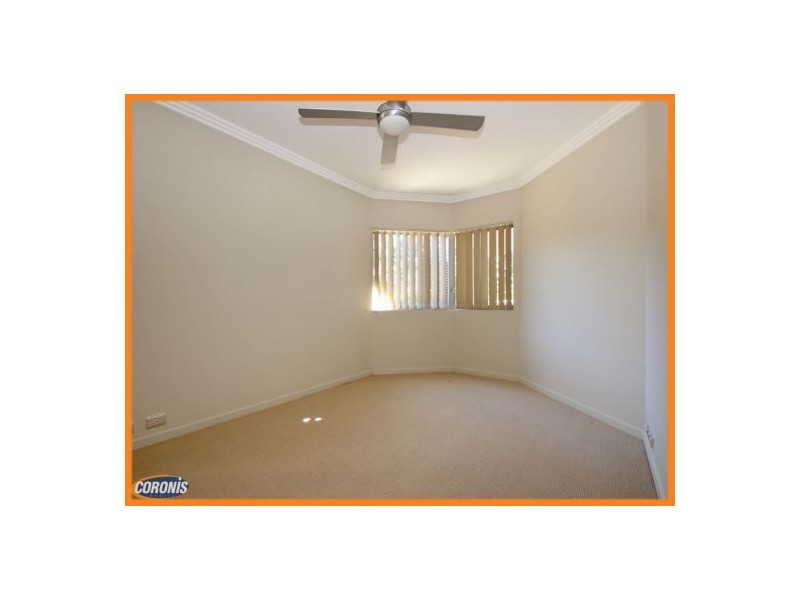 1/12  Portwood Street, Redcliffe QLD 4020