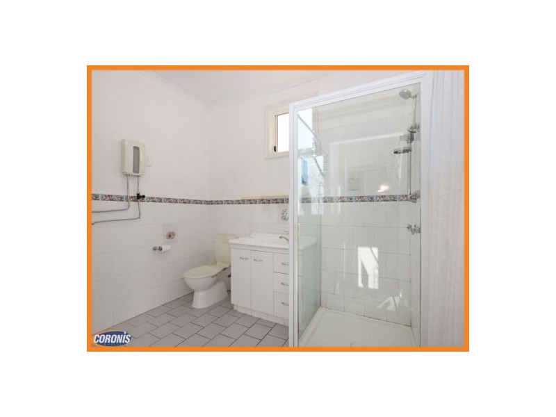 4 Caroline Street, Woody Point QLD 4019