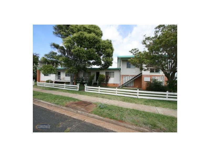 1/109 Prince Edward Parade, Scarborough QLD 4020