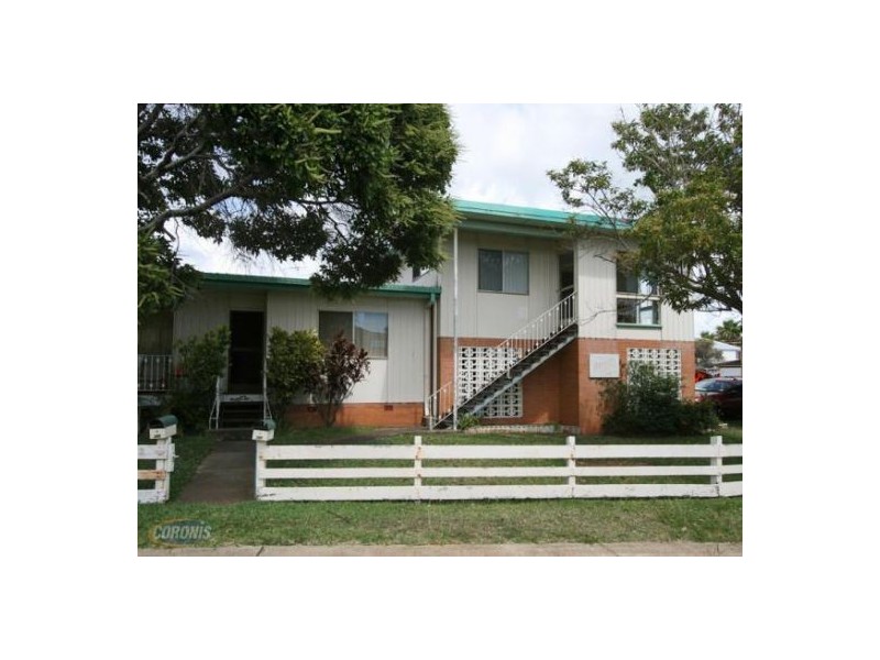 1/109 Prince Edward Parade, Scarborough QLD 4020