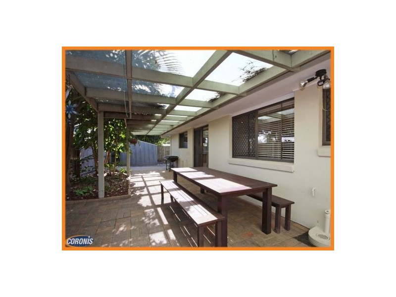 23 Daniel Court, Scarborough QLD 4020
