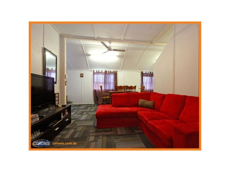 94 Mein Street, Scarborough QLD 4020