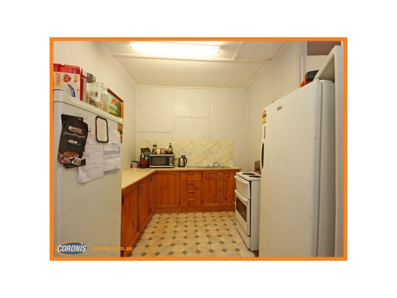 94 Mein Street, Scarborough QLD 4020