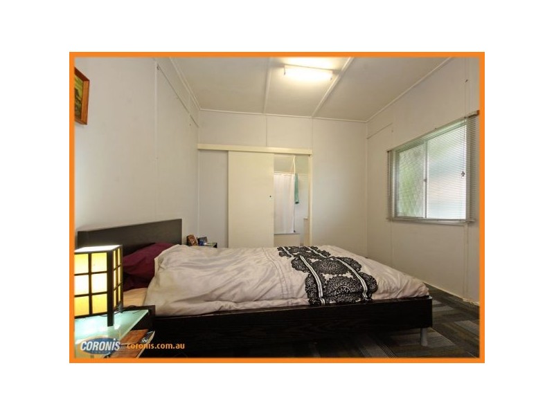 94 Mein Street, Scarborough QLD 4020