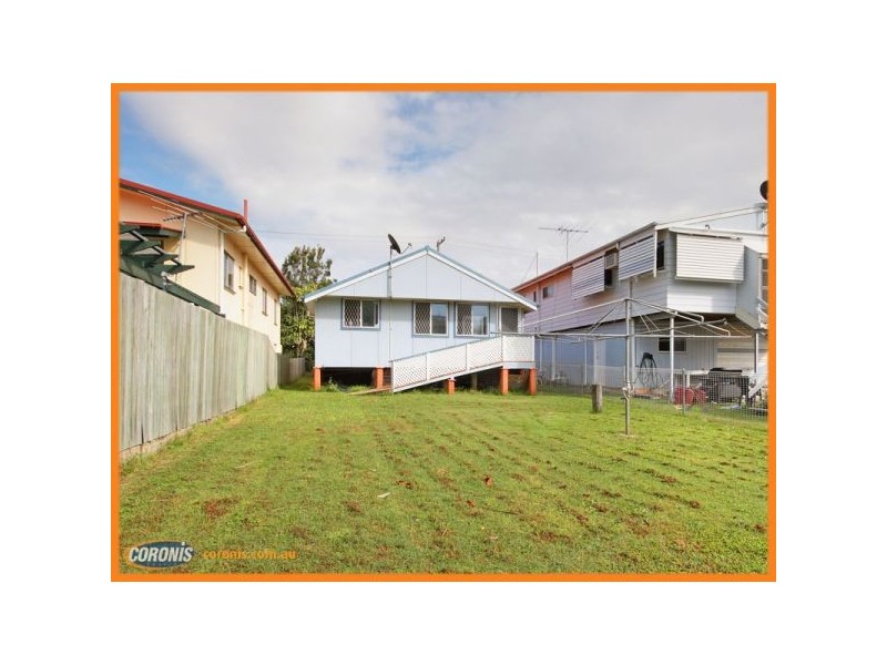 94 Mein Street, Scarborough QLD 4020