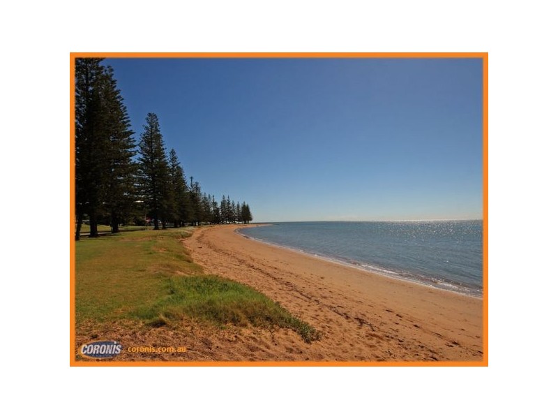 94 Mein Street, Scarborough QLD 4020