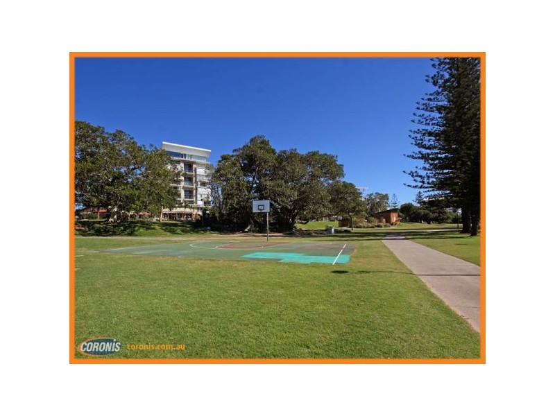 94 Mein Street, Scarborough QLD 4020