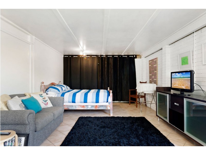 4 Cinnamon Court, Redcliffe QLD 4020