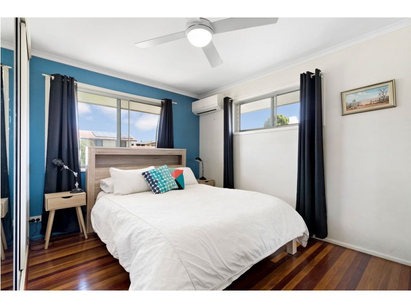 4 Cinnamon Court, Redcliffe QLD 4020