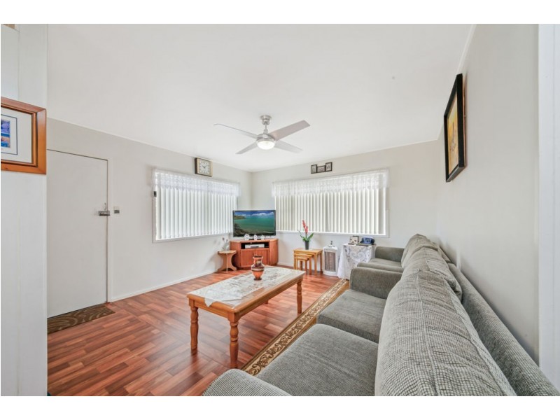 18 Gertrude Street, Redcliffe QLD 4020