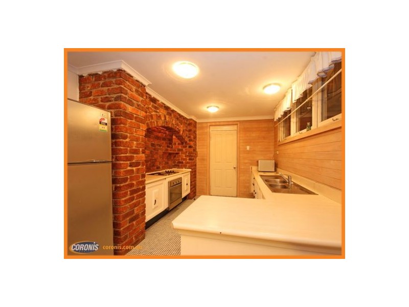 1/30 King Street, Woody Point QLD 4019