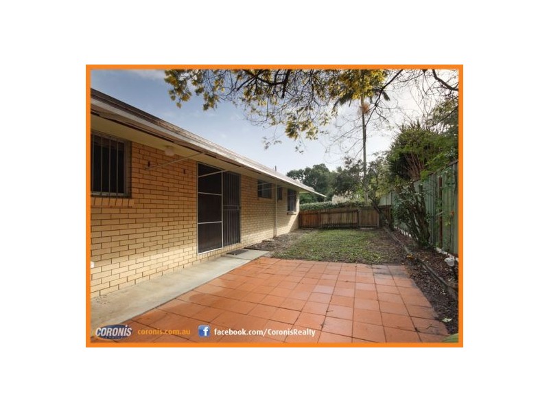 1 Pownall Crescent, Margate QLD 4019