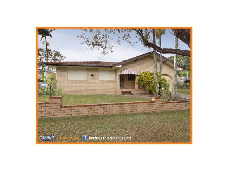 1 Pownall Crescent, Margate QLD 4019