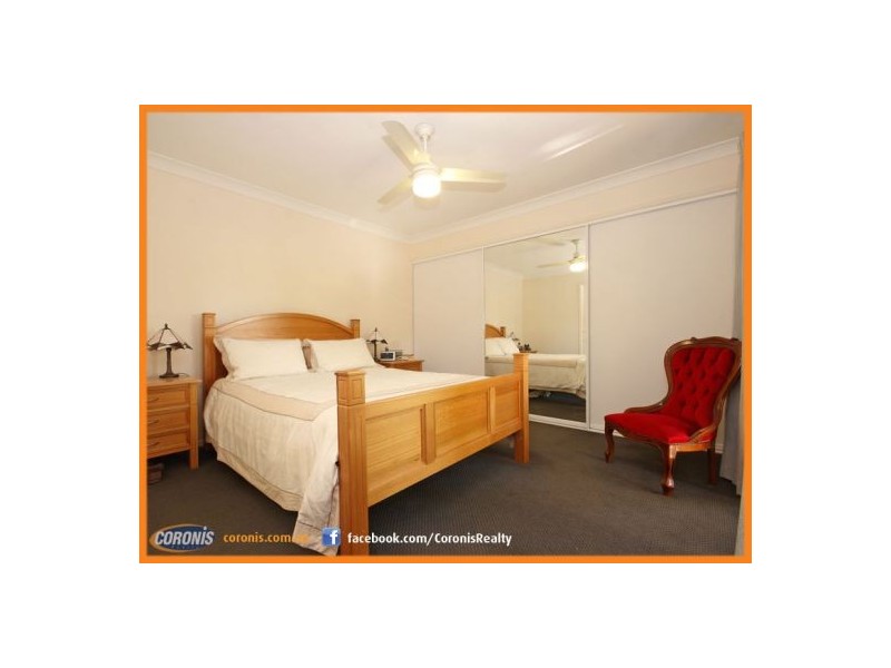 17 Walsh Street, Scarborough QLD 4020