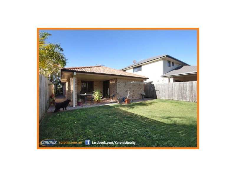 17 Walsh Street, Scarborough QLD 4020