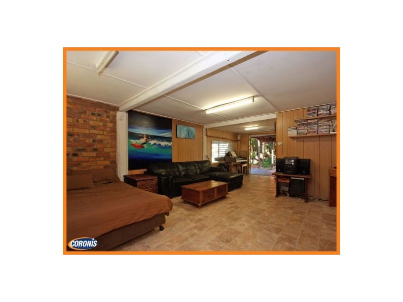 7 Wendy Crescent, Clontarf QLD 4019