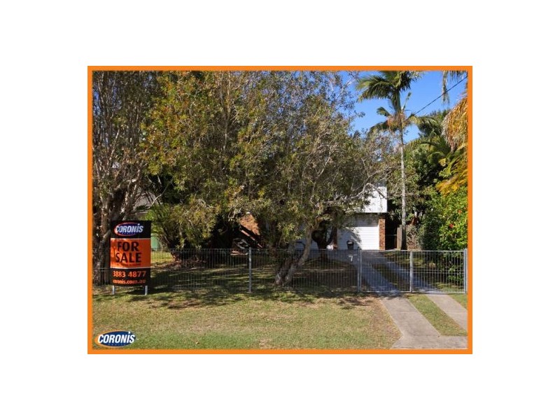 7 Wendy Crescent, Clontarf QLD 4019