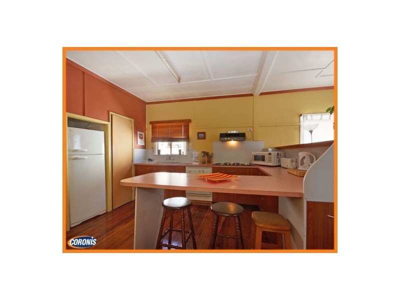 18 Bell Street, Woody Point QLD 4019