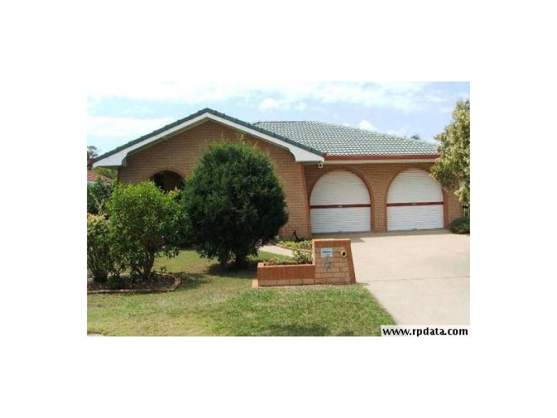 12 Newport Drive, Newport QLD 4020