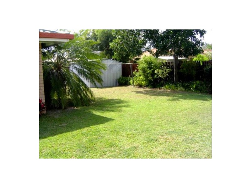 12 Newport Drive, Newport QLD 4020