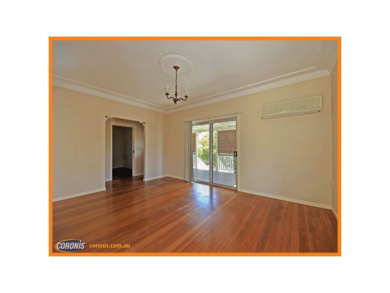 22 Seaville Avenue, Scarborough QLD 4020