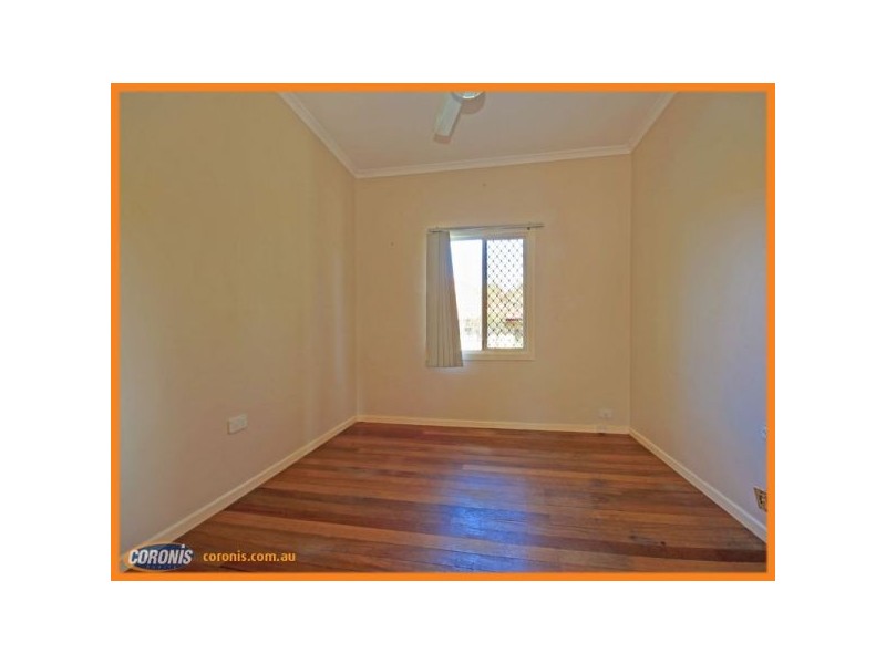 22 Seaville Avenue, Scarborough QLD 4020