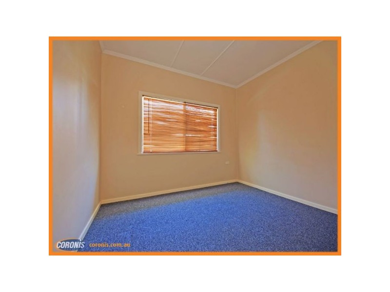 22 Seaville Avenue, Scarborough QLD 4020