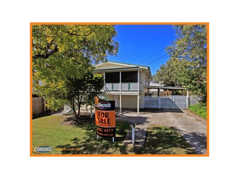 22 Seaville Avenue, Scarborough QLD 4020