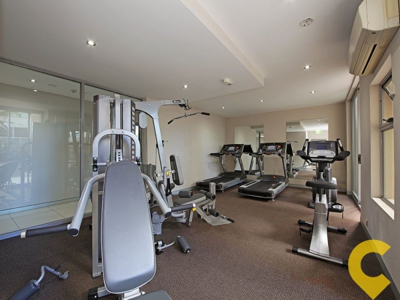 33/83 Marine Parade, Redcliffe QLD 4020