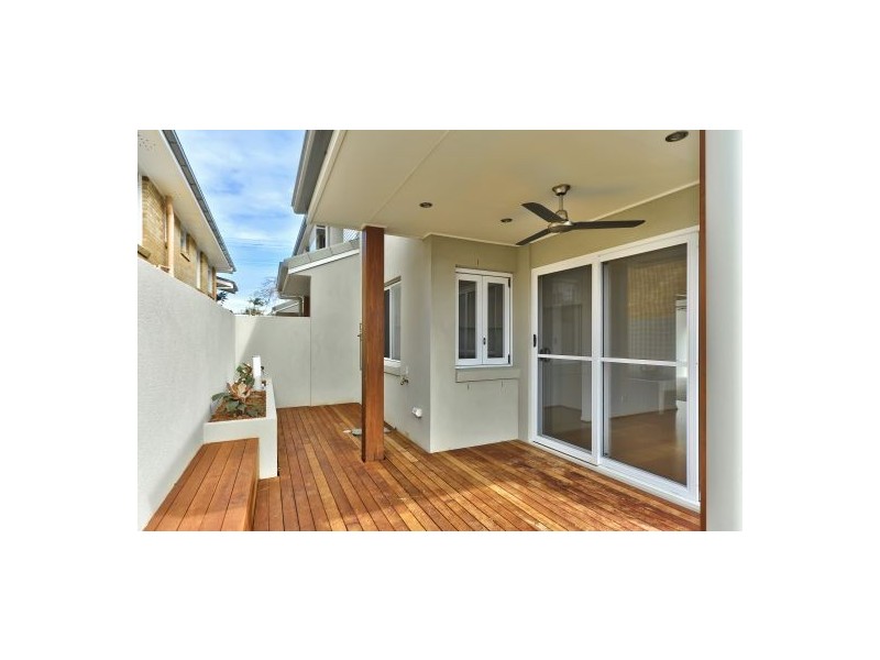 4/178 Prince Edward Parade, Scarborough QLD 4020