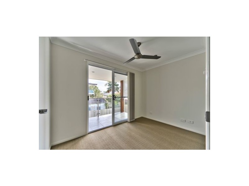 4/178 Prince Edward Parade, Scarborough QLD 4020