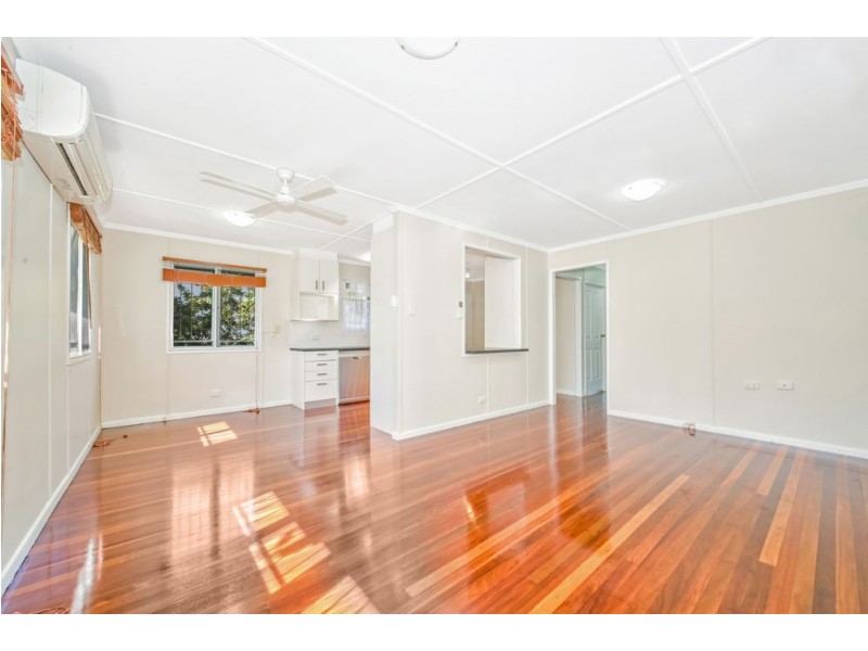 28 Windsor Street, Margate QLD 4019