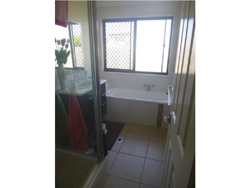 40 Kooyalee Street, Deception Bay QLD 4508