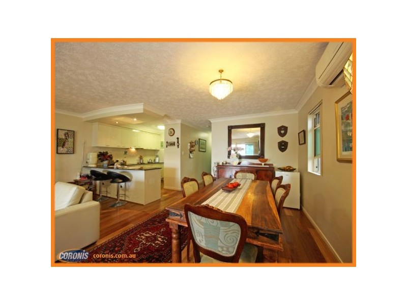 1/55 Landsborough Avenue, Scarborough QLD 4020