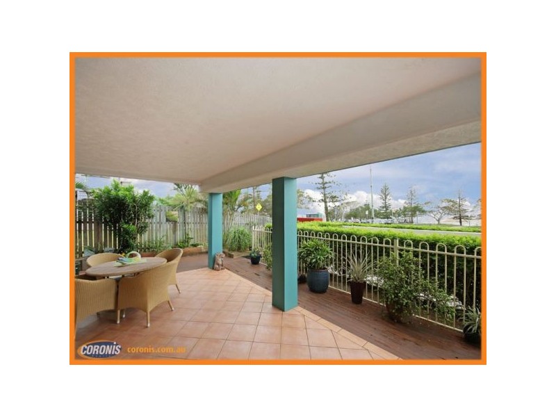 1/55 Landsborough Avenue, Scarborough QLD 4020