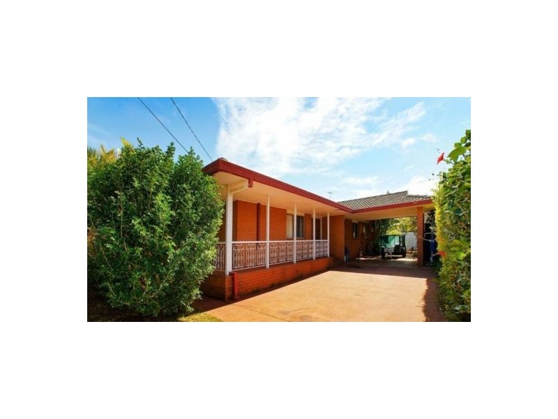 32 Dunns Terrace, Scarborough QLD 4020