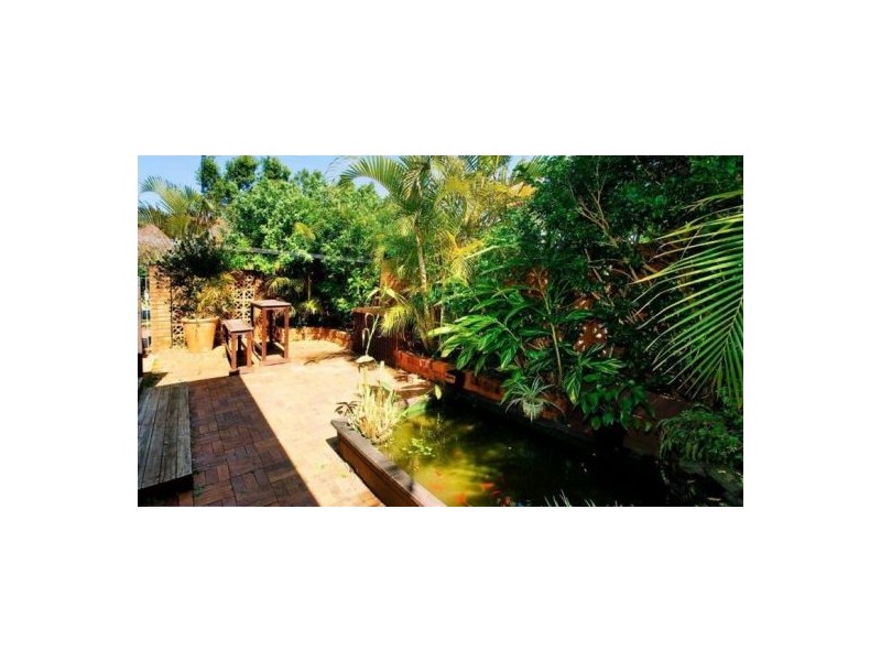 32 Dunns Terrace, Scarborough QLD 4020