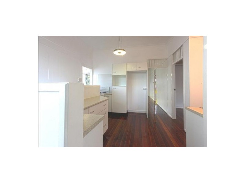 8 Beaconsfield Street, Margate QLD 4019