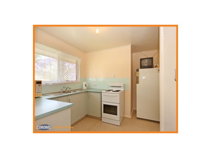 1 Wallace Street, Redcliffe QLD 4020