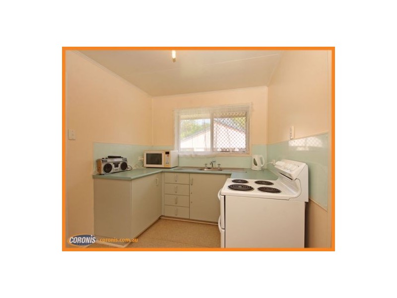 1 Wallace Street, Redcliffe QLD 4020