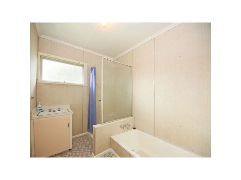 1 Buckingham Street, Margate QLD 4019