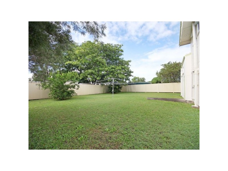 1 Buckingham Street, Margate QLD 4019