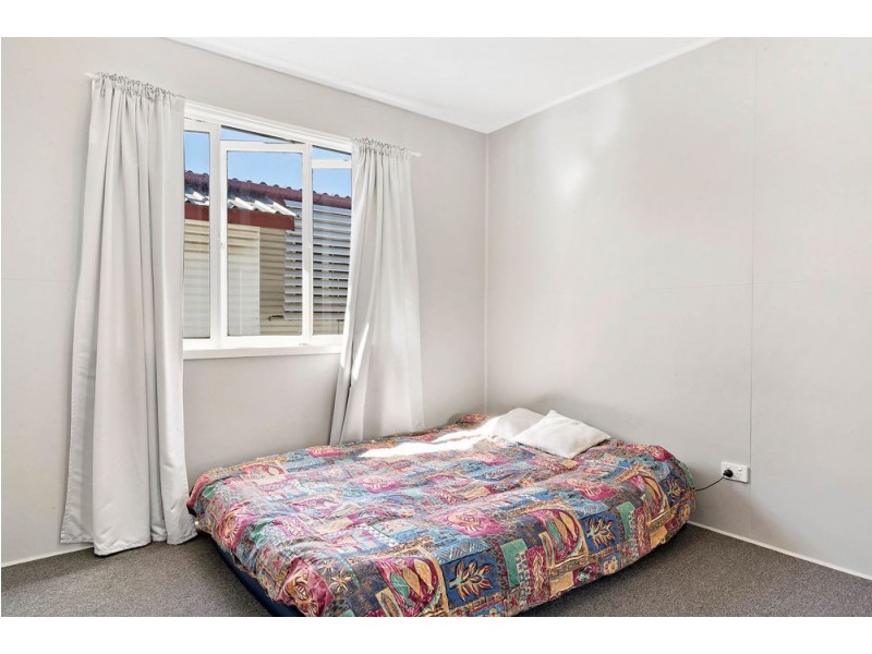 12 Dodds Street, Margate QLD 4019