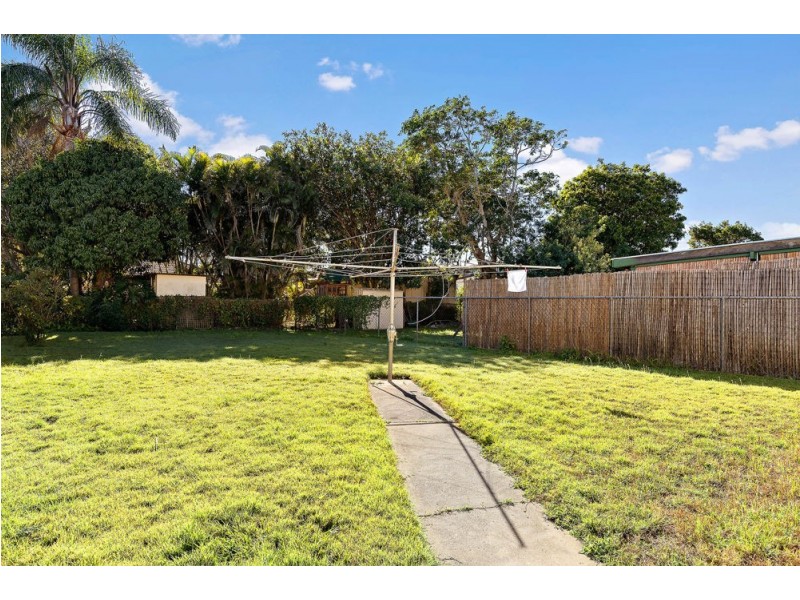 12 Dodds Street, Margate QLD 4019