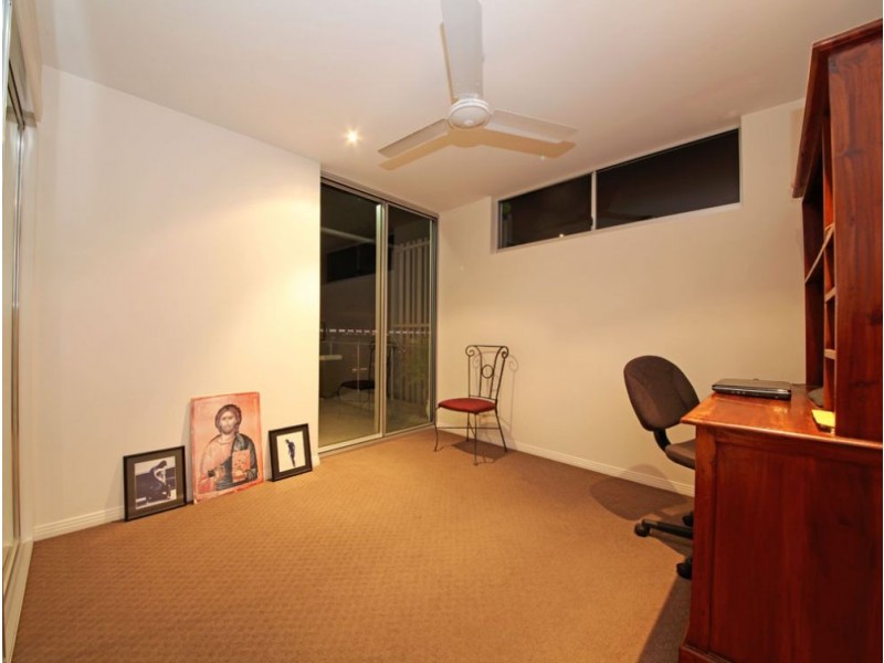 19/75 Sutton Street, Redcliffe QLD 4020