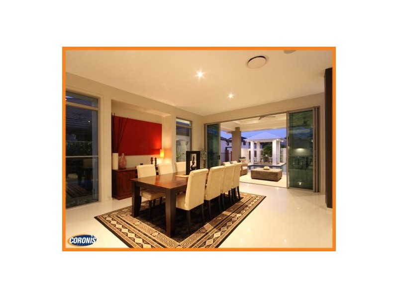 7 Freya Court, Newport QLD 4020