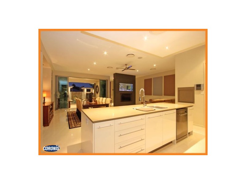 7 Freya Court, Newport QLD 4020